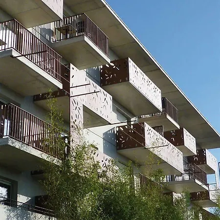 Lagrange Millenaire 3*